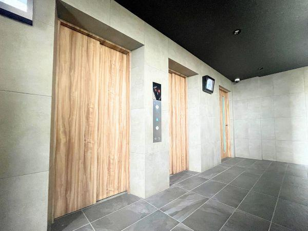 デュオヒルズ大分中島のその他共用部分|エレベーターが2基あり混雑する時間も安心