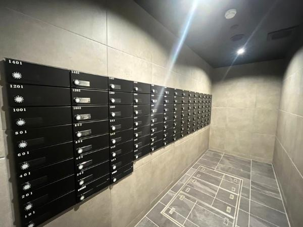 デュオヒルズ大分中島のその他共用部分|ダイヤル式のポストでセキュリティ面も安心