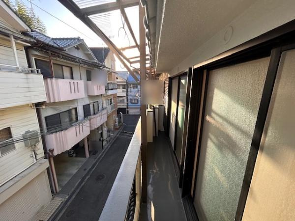 【バルコニー】