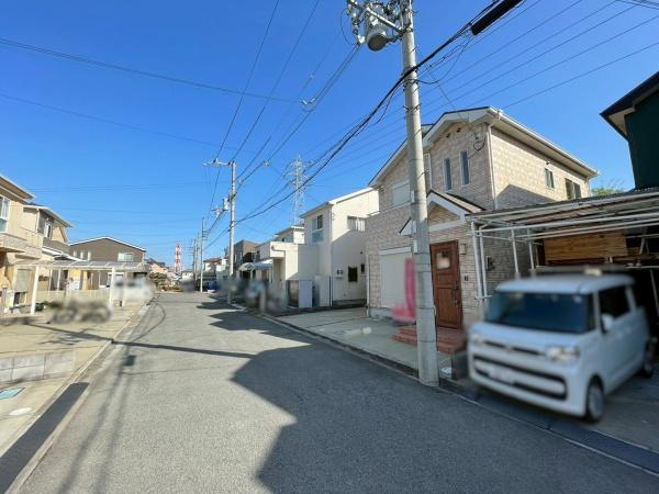 和歌山市西庄　中古戸建の前面道路含む現地写真