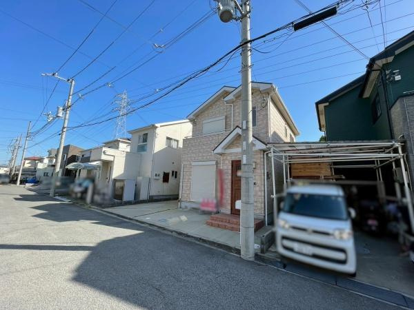 和歌山市西庄　中古戸建の前面道路含む現地写真
