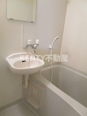 【浴室】 | サニーフラット大森 | コンパクトで使いやすいお風呂です