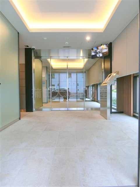 Gatehouse Otoriiのエントランス