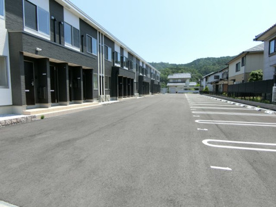 【駐車場】 | ファヴォーレⅡ