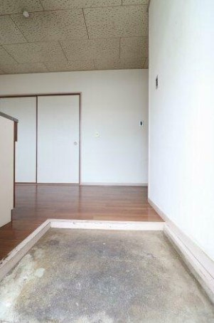 江崎コーポの内装