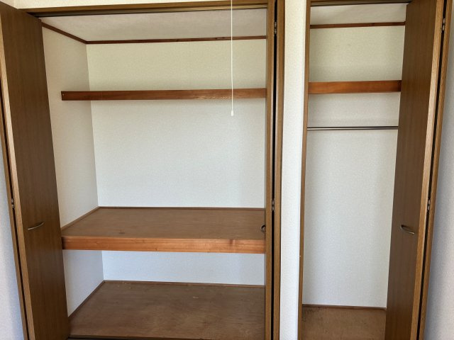 シティパレスB棟の収納