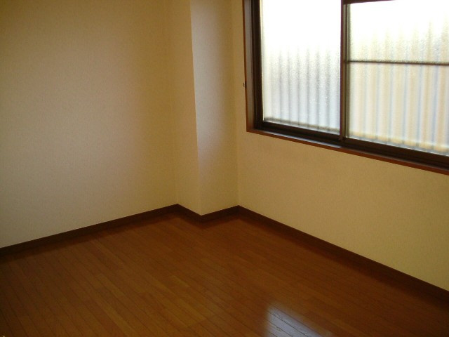 峠ハイツの子供部屋