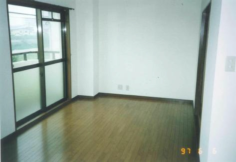 峠ハイツの寝室