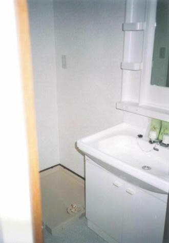 峠ハイツの洗面所