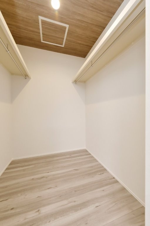 塔野一丁目の洋室