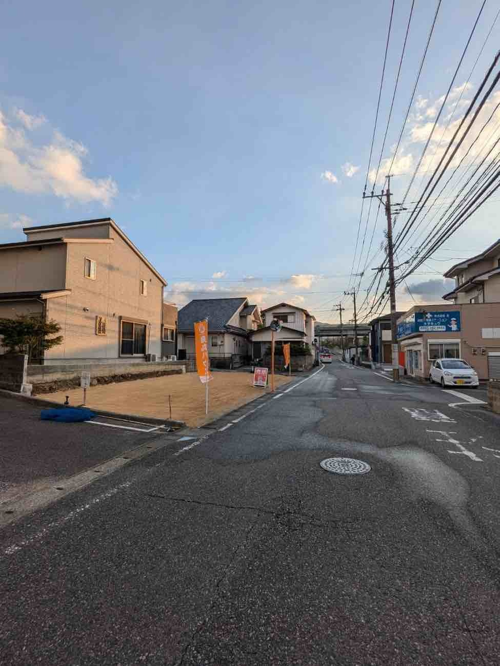 上葛原二丁目の前面道路含む現地写真|現地（2024年11月12日）撮影