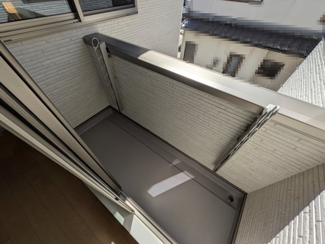 【バルコニー】