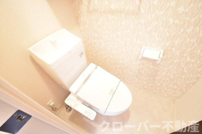 フェリスコート B棟のトイレ|温水洗浄暖房便座