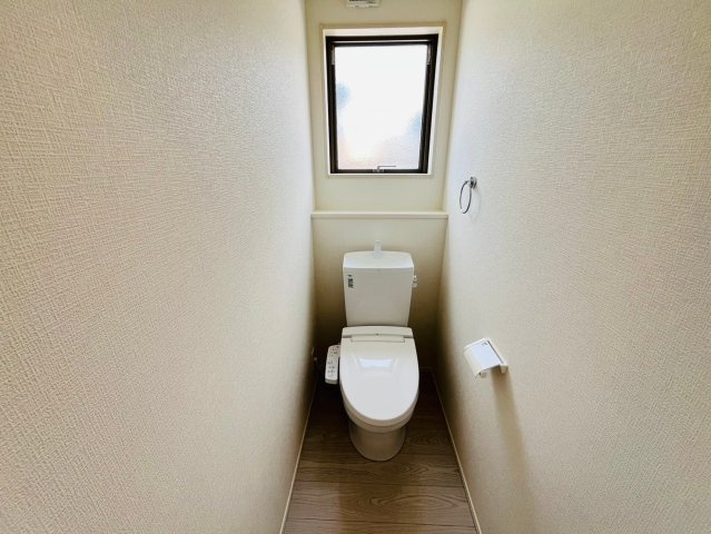 菊池郡大津町引水／29号棟のその他|二階へ繋がる階段は、手すりもついていて安心です。