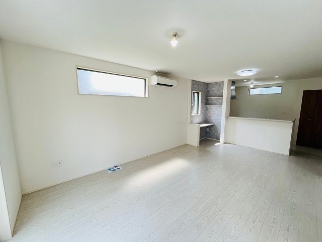 菊池郡大津町引水／29号棟のキッチン|キッチンからリビング全体が見渡せます。家族の様子を見ながら料理ができる使い勝手のいいLDKです。