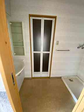 ロイヤル仁王レジデンスの独立洗面台