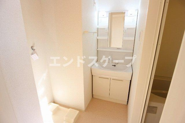 メゾン　ファミールⅠの洗面所|高崎、前橋のお部屋探しはエンドスケープまで！お客様の理想お聞かせ下さい♪