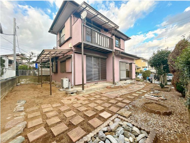 龍ケ崎市松葉１丁目　中古戸建の外観|ご予約をいただければ、『平日の空いた時間』『周辺物件まとめて見たい』『1件だけ見たい』ももちろん可能です♪
お気軽にお問合せください♪
