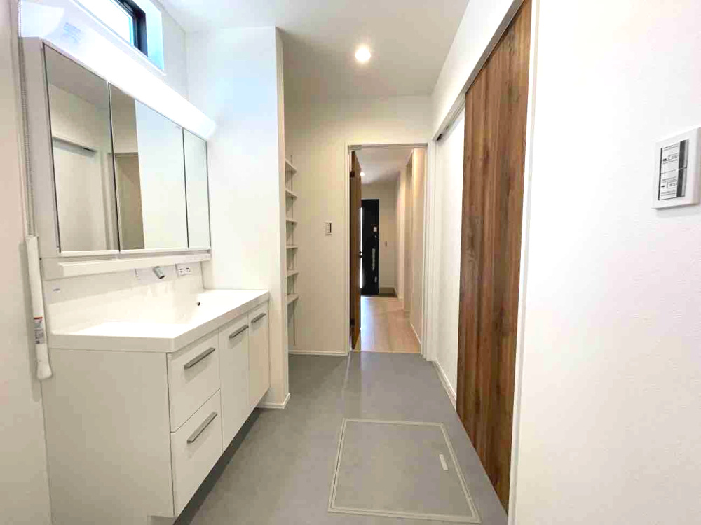 湯川新町一丁目（5期）の洗面所|使いやすい洗面所です