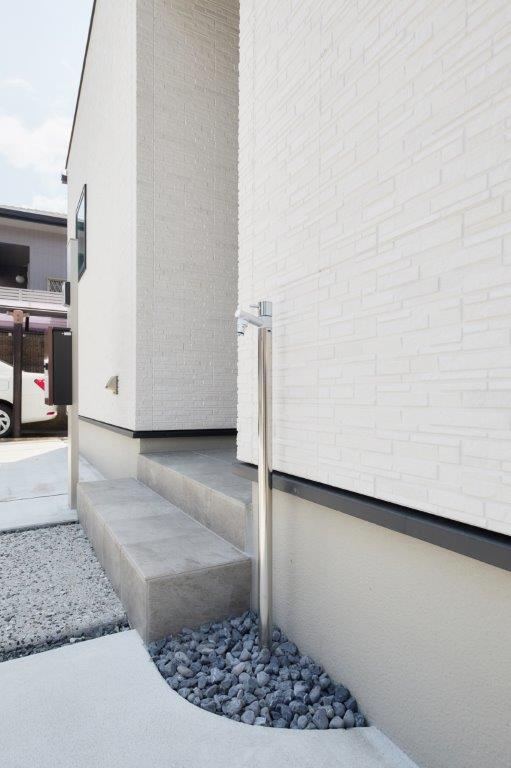 湯川新町一丁目（5期）のバルコニー|立水栓付き