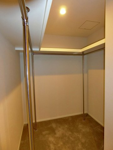 港区三田２丁目の賃貸マンションのその他|ウォークインクローゼット