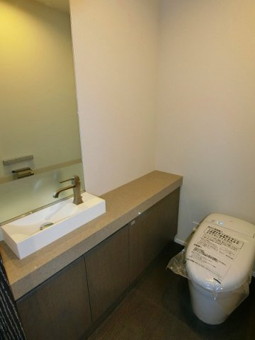港区三田２丁目の賃貸マンションのその他|トイレ