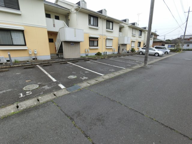 【駐車場】