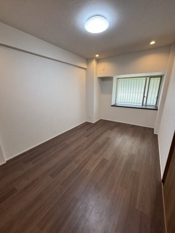 【洋室】グランドメゾン朝比奈 