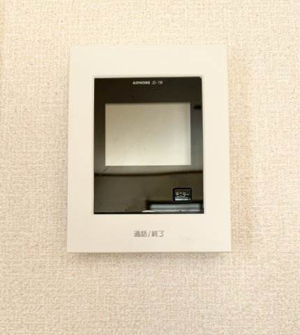 中央区北島町の防犯設備|防犯対策としても一役かってくれるモニター付きインターホンを完備