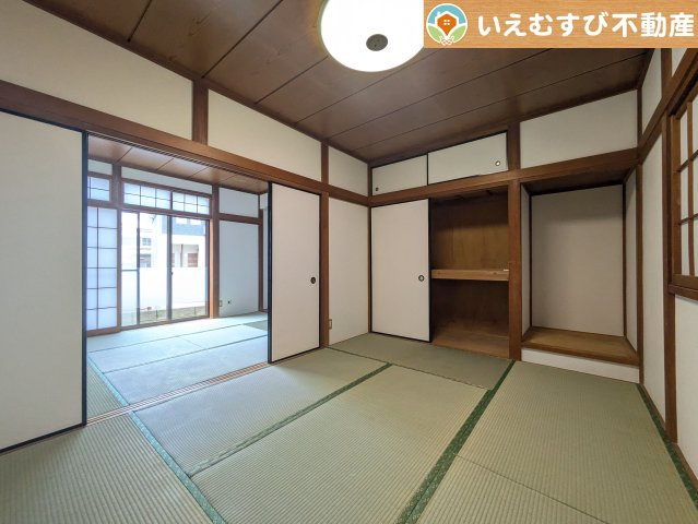 熊谷市本石　中古戸建の和室|すぐ横になれる和室は、みんながほっと一息つける空間
ちょっとした休憩や来客時、お子様のお世話にも大活躍しそうですね♪