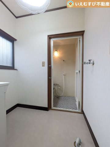 熊谷市本石　中古戸建の脱衣所