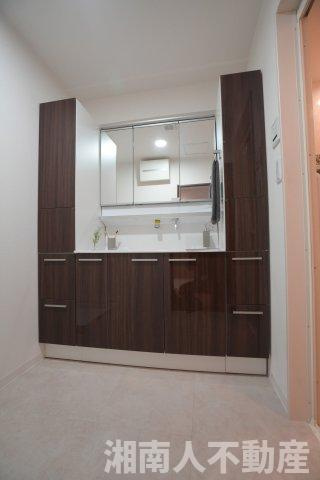 シティコート鵠沼の独立洗面台|独立洗面台です