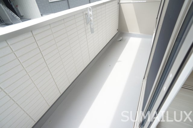 熊本市南区御幸西１丁目のアパートのバルコニー