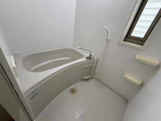 チェリーパーク・英賀保の浴室