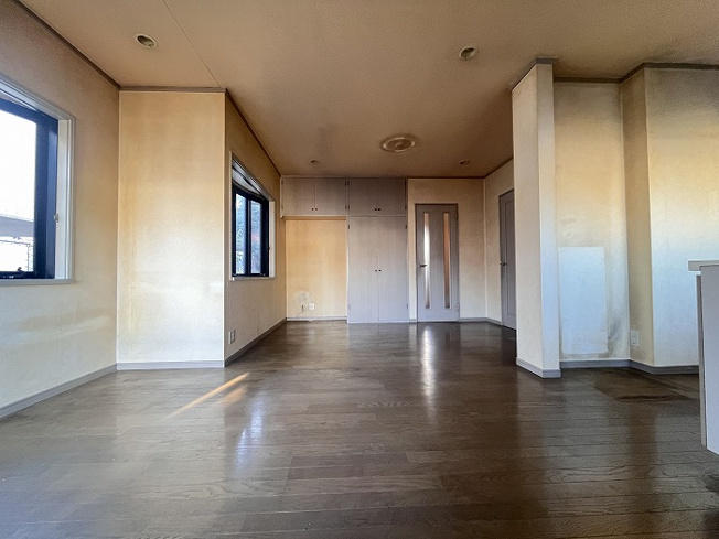 【居間・リビング】 | ◇◆藤沢市鵠沼藤が谷4丁目 中古戸建◆◇