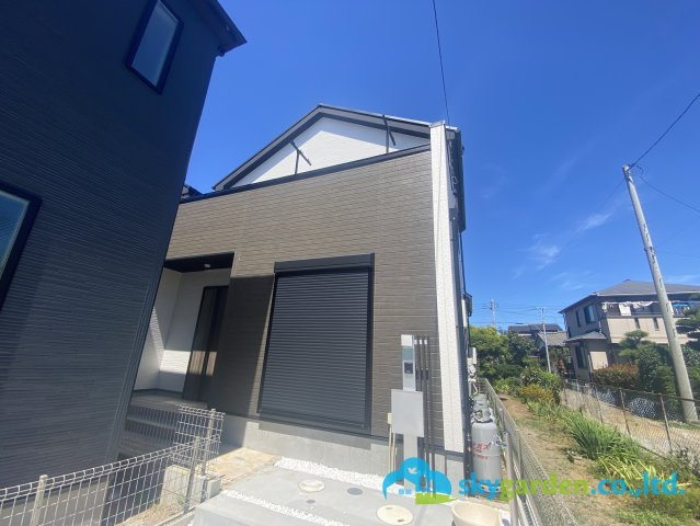 平塚市寺田縄　築浅中古戸建