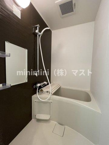 グランパシフィック桜川南の浴室