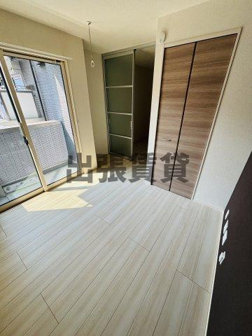 仲介手数料0円！トルナーレの居間・リビング