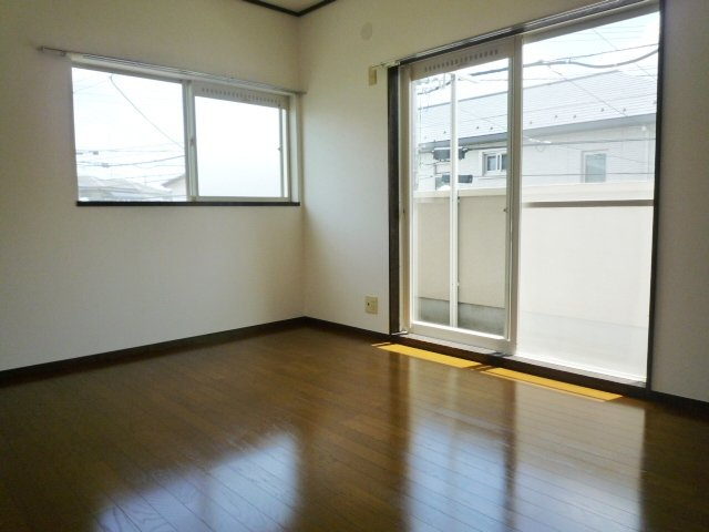 荒木邸の洋室