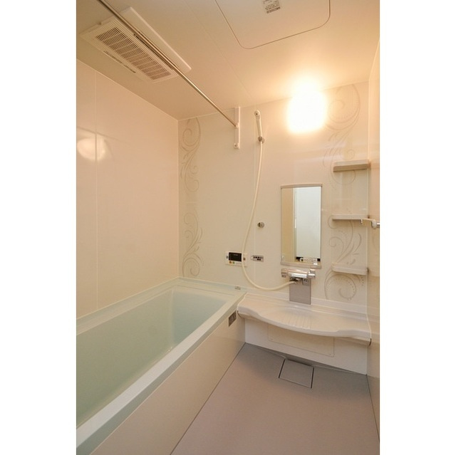 シャルールの浴室