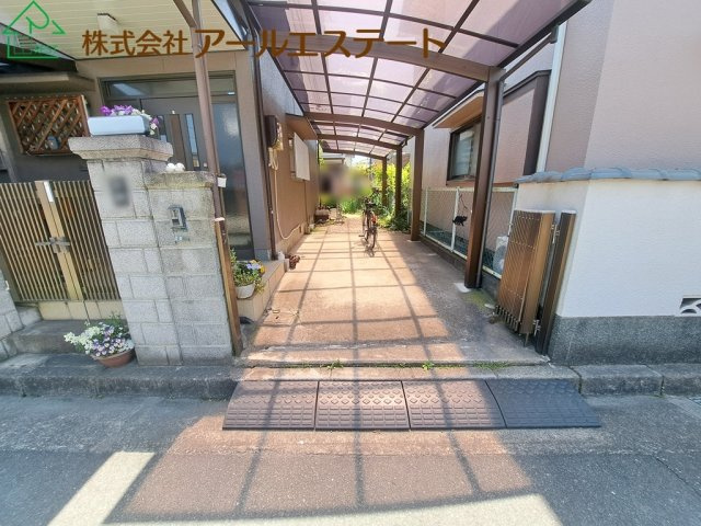 加古川市西神吉町岸　JR「宝殿駅」徒歩18分の駐車場