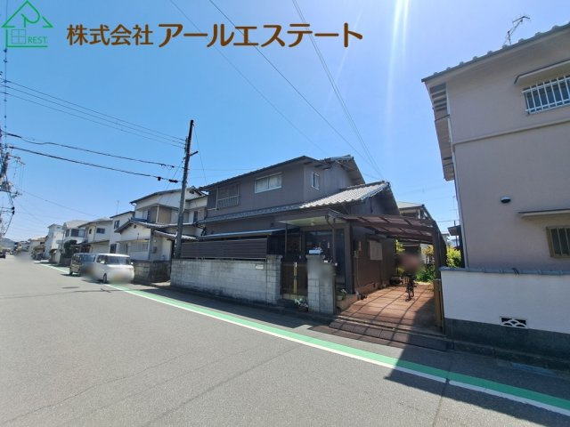 加古川市西神吉町岸　JR「宝殿駅」徒歩18分の前面道路含む現地写真