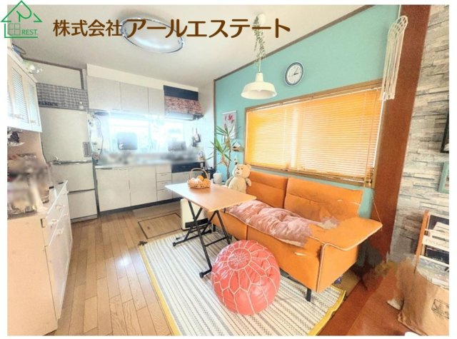 加古川市西神吉町岸　JR「宝殿駅」徒歩18分の居間・リビング