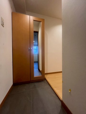 レジデンス富久寿の玄関