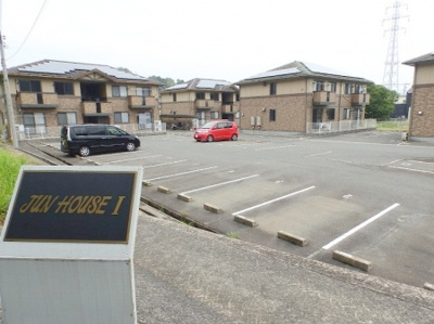 【駐車場】 | JUN  HOUSEⅡ　B棟