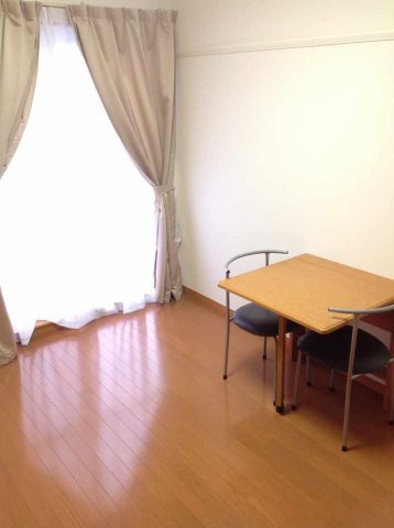 現状優先　1階フローリング・2階絨毯