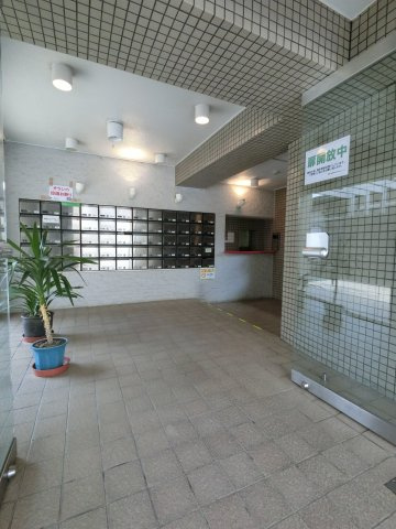 エントランス写真内側