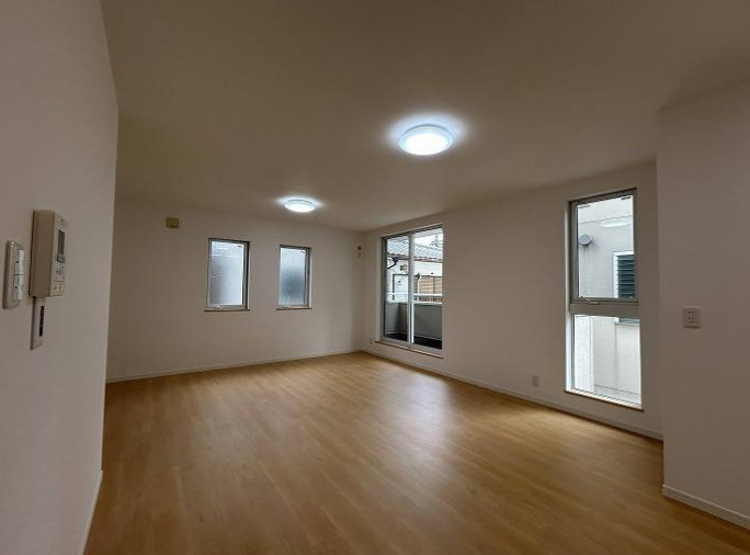 深江南町1丁目　中古戸建の居間・リビング