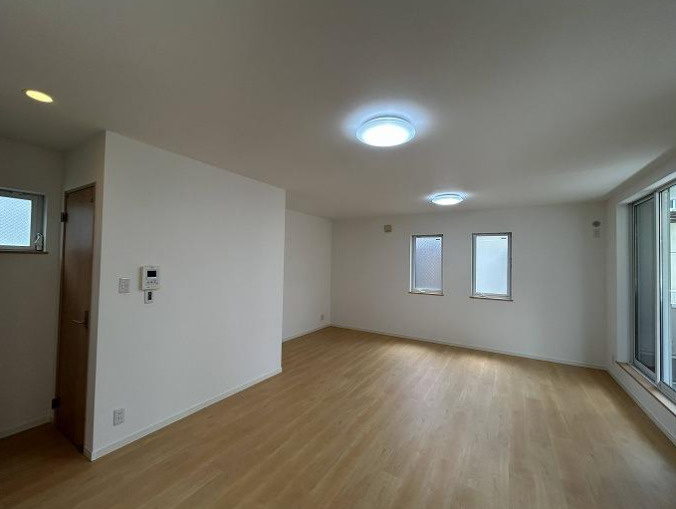 深江南町1丁目　中古戸建の居間・リビング