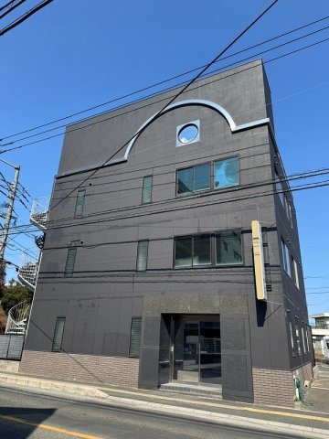 老司ビルの外観